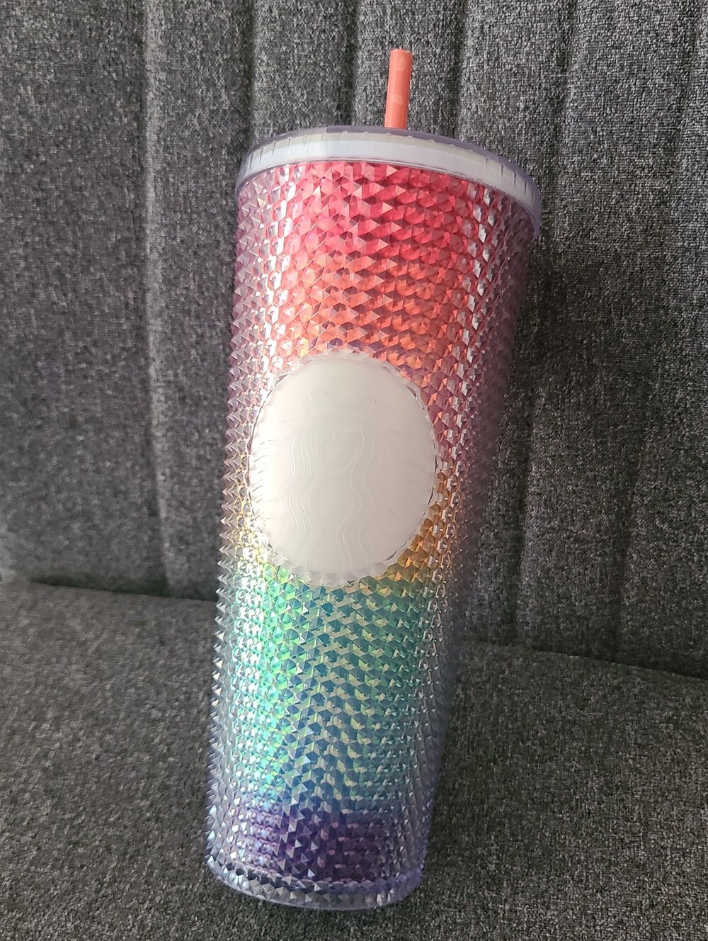 Starbucks Pride 2020 Limited Edition Studded Rainbow Cold Cup Tumbler. pride